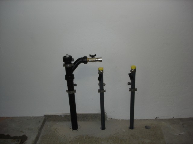 Die Installation der Niveaumessungen Pumpensumpf