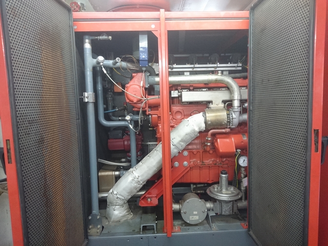 BHKW Liebherr G924-TI Gasmotor und Kühlwasserseite